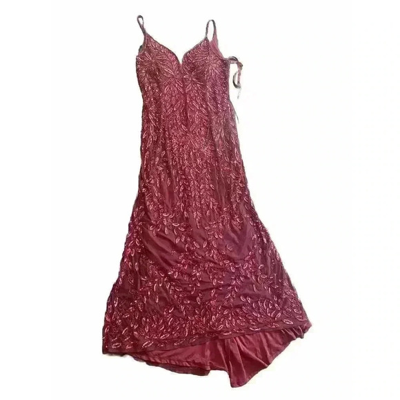 Mac Duggal Plunging V Neck Embellished Leaf Evening Gown 12 Burgundy 5107 Train - Picture 5 of 10